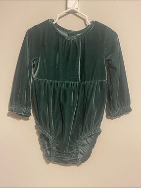 Carters 18 month girls velvet green long sleeve one piece